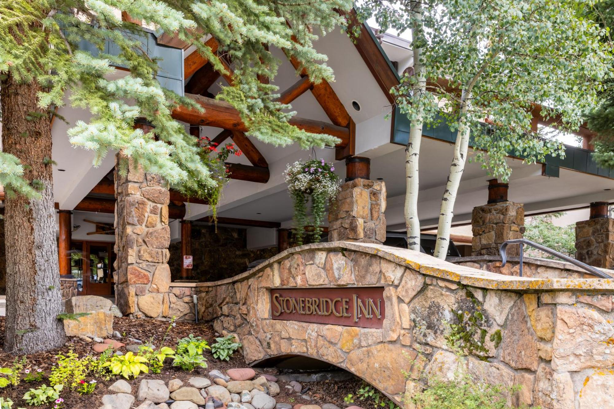 Stonebridge Inn Snowmass Village Extérieur photo